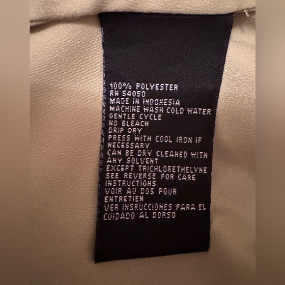 Kasper Button Down Shirt Women Short Sleeve V Neck Collared Shirt Green Size 6 - Picture 5 of 5